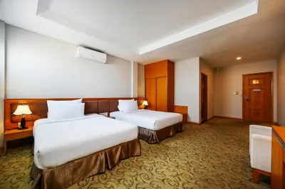 Deluxe Twin Room — TTC Hotel Deluxe Airport